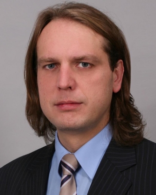 TOMASZ WARDZYŃSKI