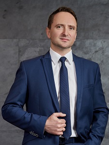 TOMASZ BAZAN