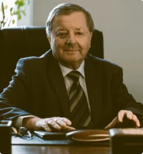 WOJCIECH ARMKNECHT