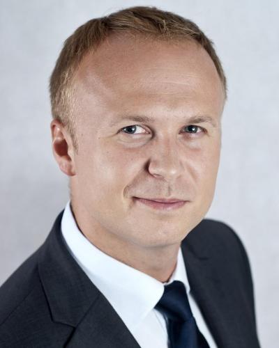 KRZYSZTOF KORONA