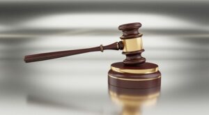 Grafika dekoracyjna porady: Pozasądowe organy ds. rozstrzygania sporów - aktualna lista certyfikowanych organów