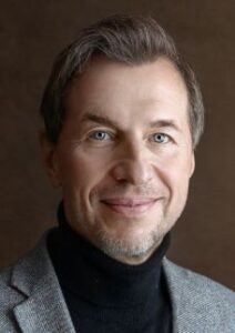 KRZYSZTOF CHOJNACKI